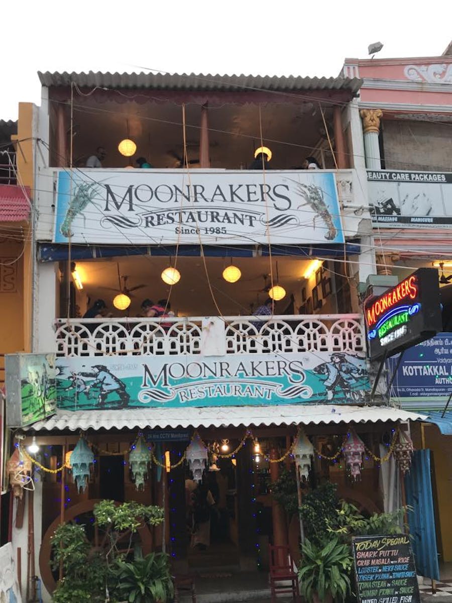 Moonrakers Restaurant