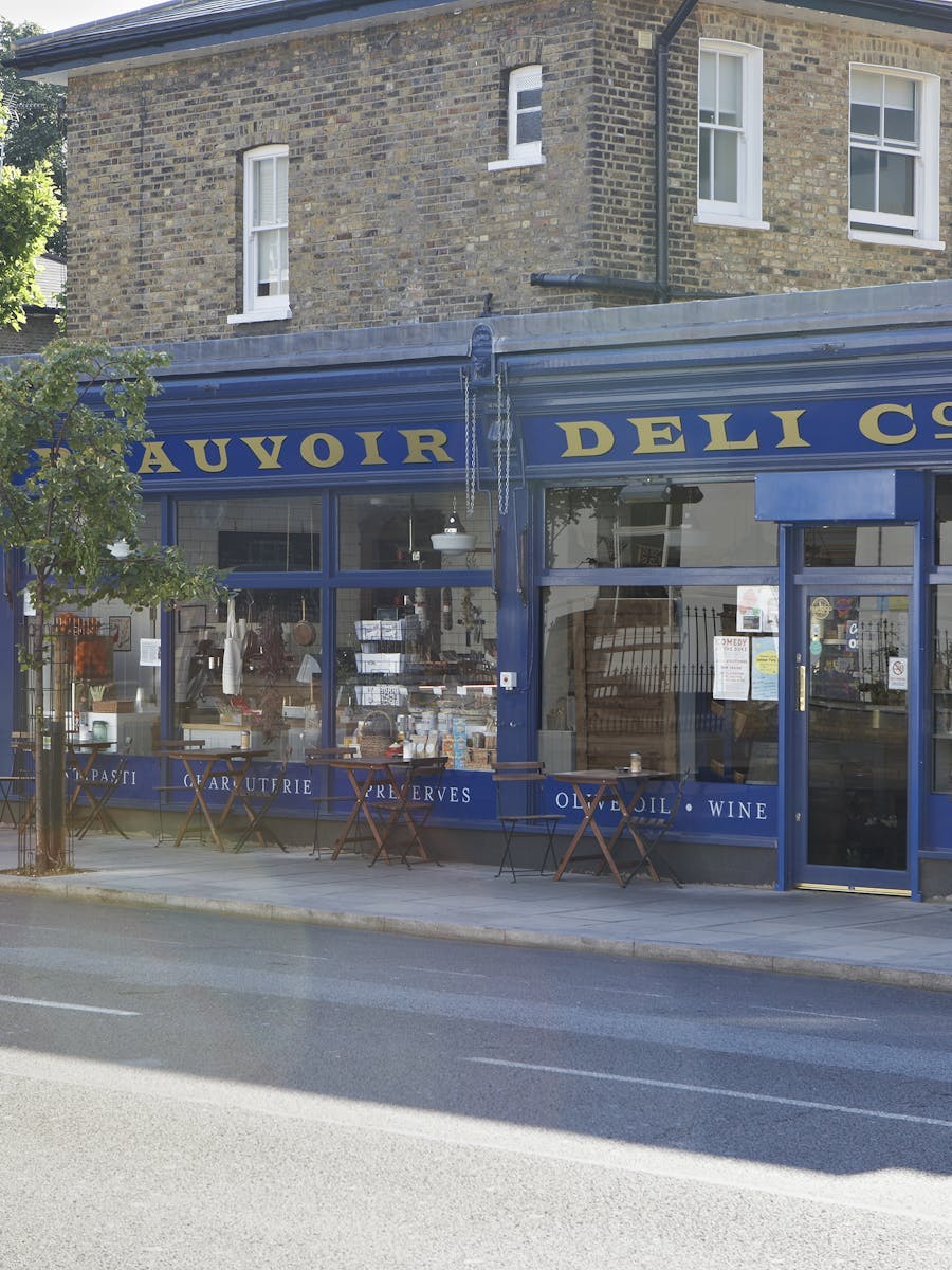 The shopfront of De Beauvoir Deli